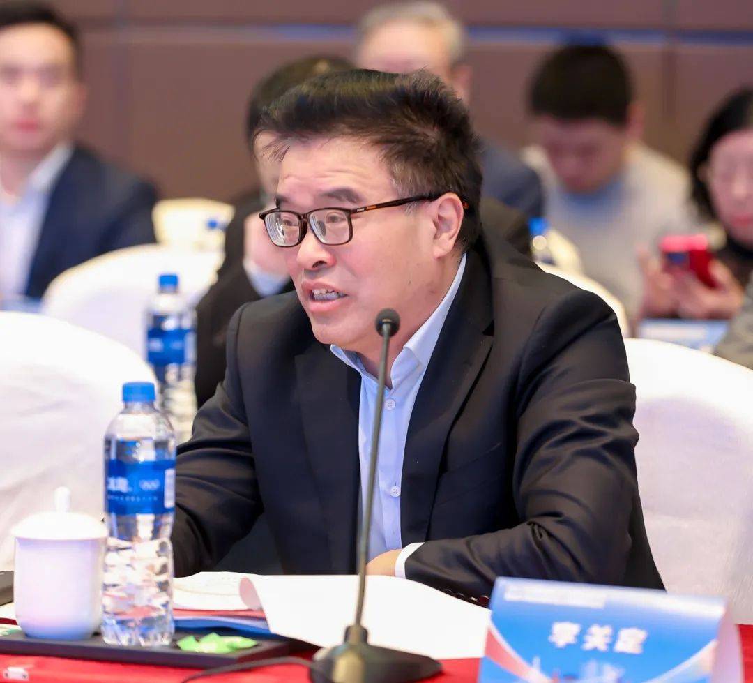浙江省商务厅厅长韩杰在交流会上,韩杰对全省2023年内贸工作表示充分