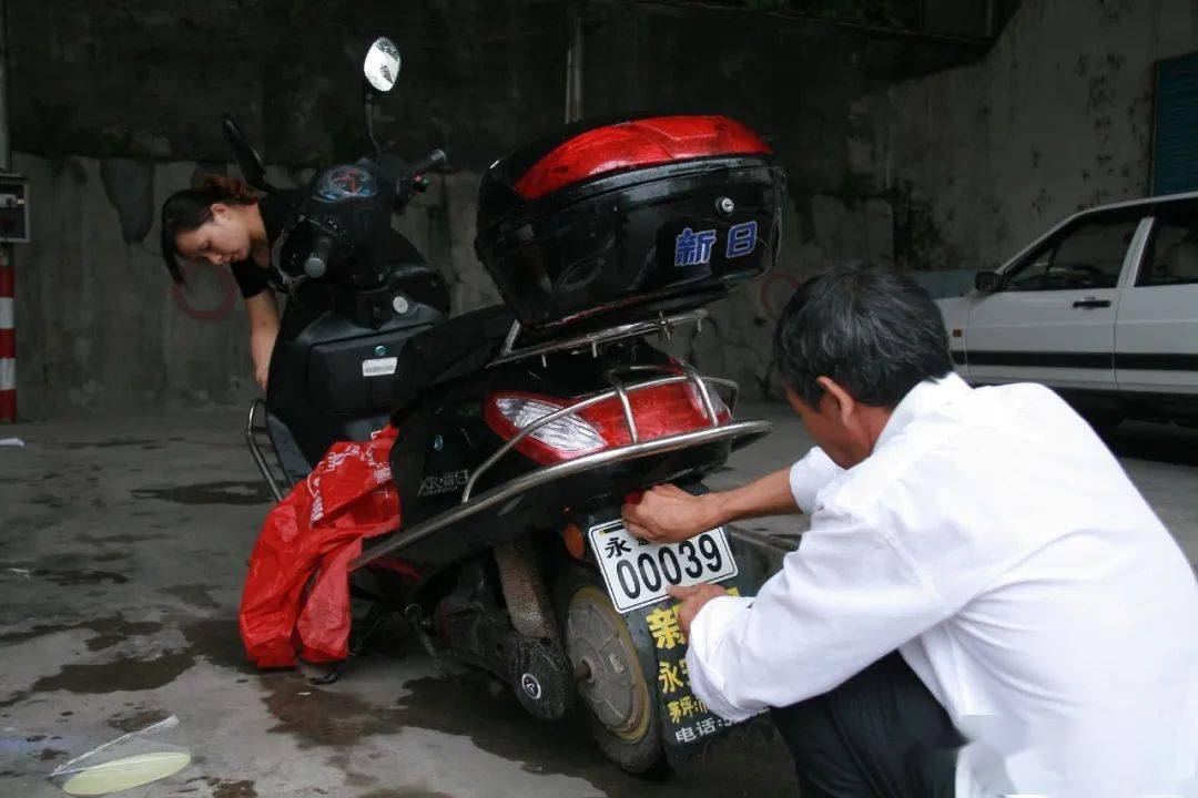 "橙牌"超标电动车为2019年12月1日至2020年7月31日办理的登记备案