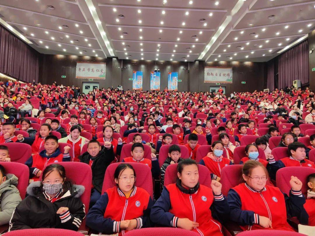 【校园动态】"传播法制,助力成长"——淄博高新区实验中学初一级部
