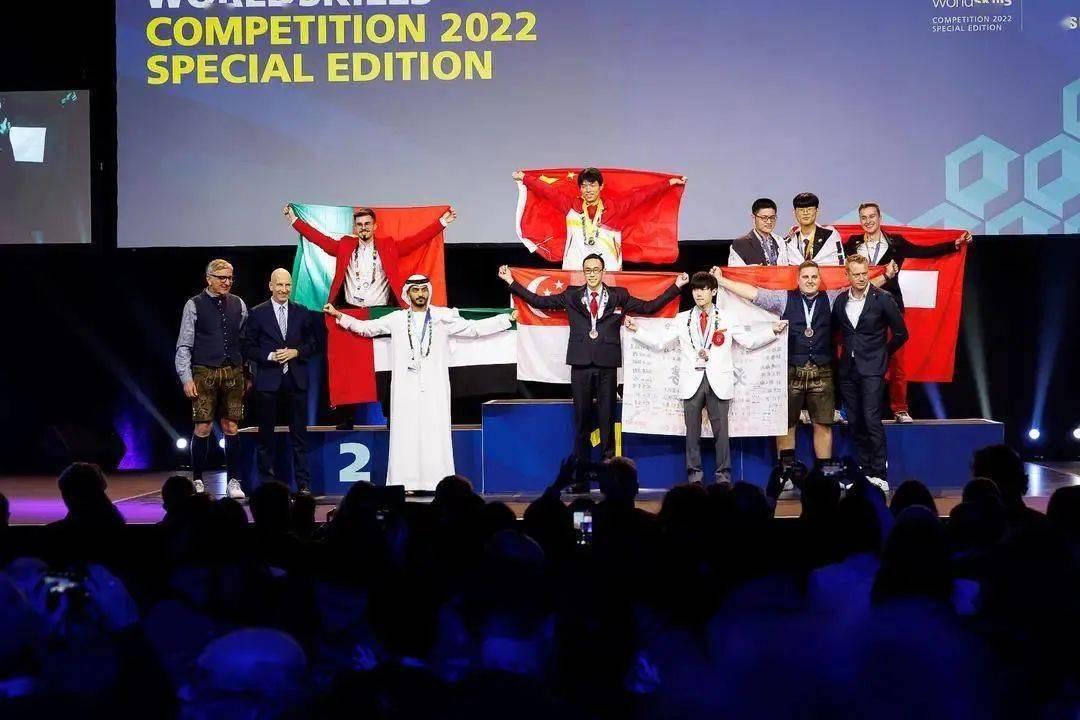 【辽工能匠,德技典范】冠军领奖台上的00后姜昊_技能_世界_工作