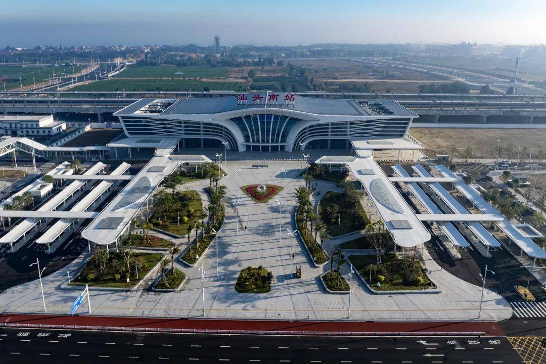 潮南高铁站:准备就绪!_汕头_南站_广场