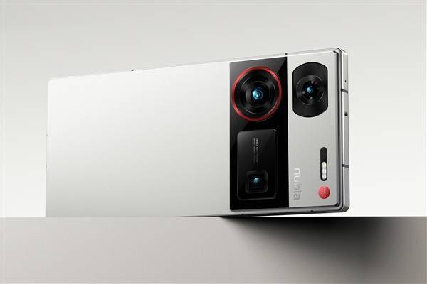 努比亚Z60 Ultra发布：主摄进光量最大的影像旗舰 3999元起(图1)