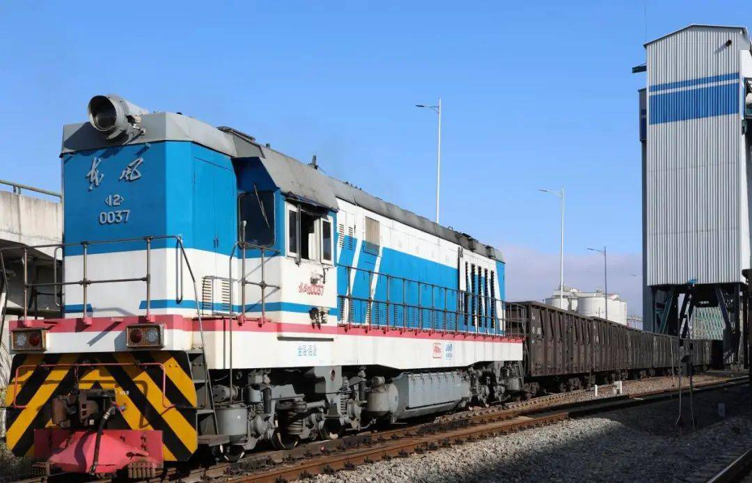 温州港乐清湾铁路历年累计散货发运量突破2000万吨_区域_物流_服务