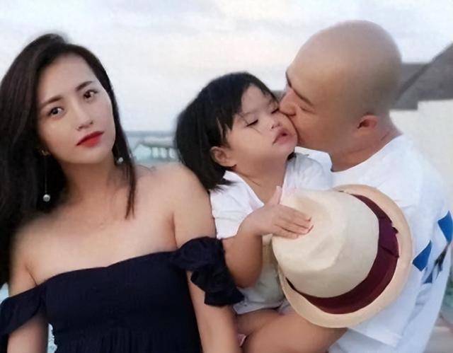 包贝尔和包文婧之间的爱恨情仇纠葛_母亲_闹剧_婚礼