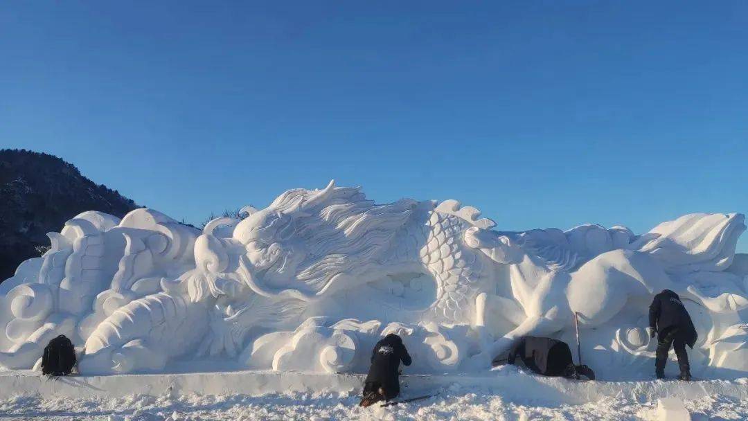 【百日行动】金冬世界 林海热雪来伊春金林赏雪雕盛宴,感雪趣冰情