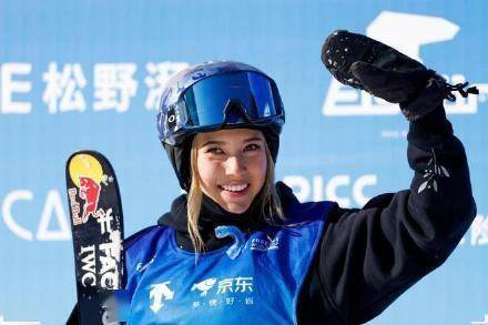 中国运动员收入排行榜_年收入近1.6亿元,谷爱凌登上福布斯!(2)