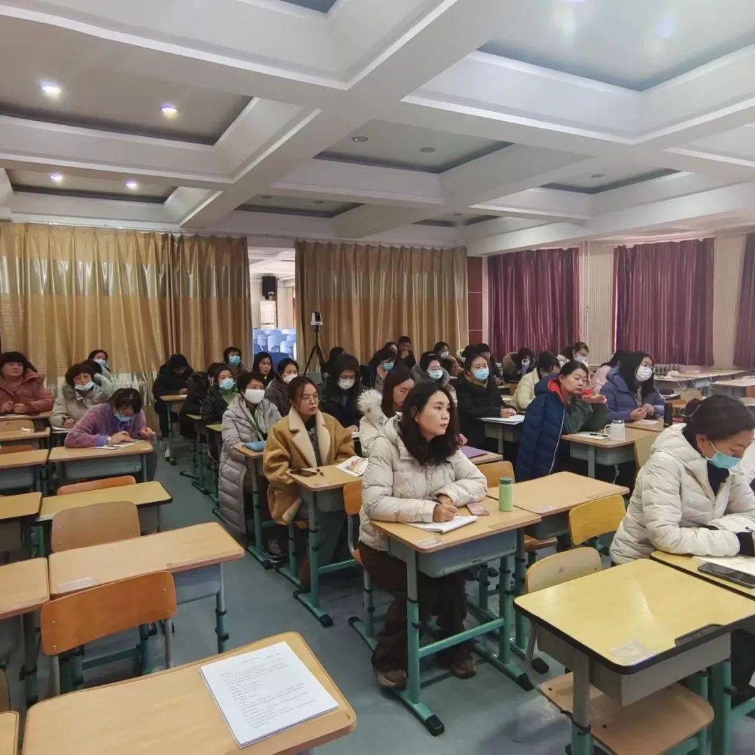 华明小学开展"华明杯"优质课评比展示活动_教学_专场_教育