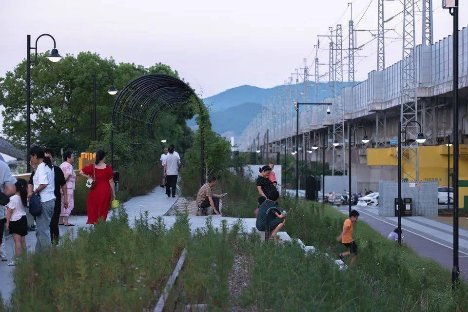 廢棄鐵路改造——寧波高線公園_設計_項目_鄉鎮