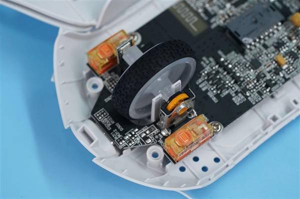 搭载原相paw3395旗舰传感器 六款高性价比游戏鼠标图赏_设计_的整体