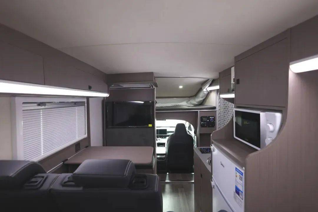 黔力游侠01皮卡房车 多变内饰布局 打造个性化旅行空间_搜狐汽车_搜狐