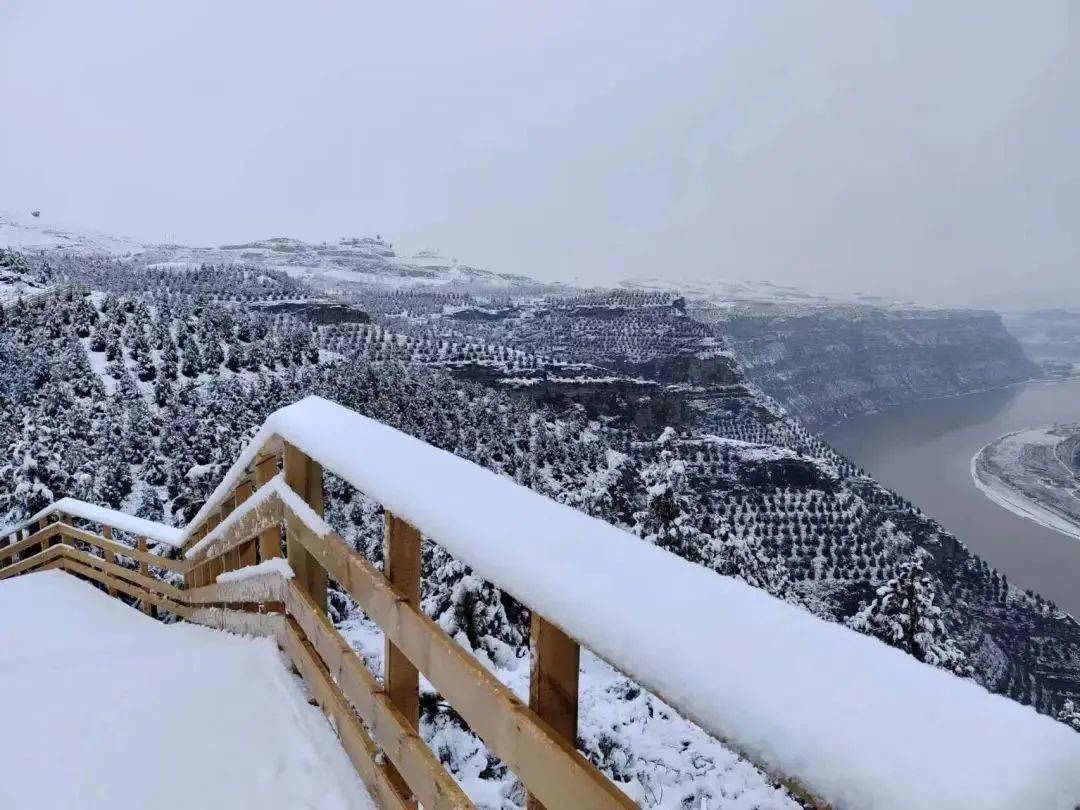 康养中国·冬养临汾_温泉康_冬日_景区