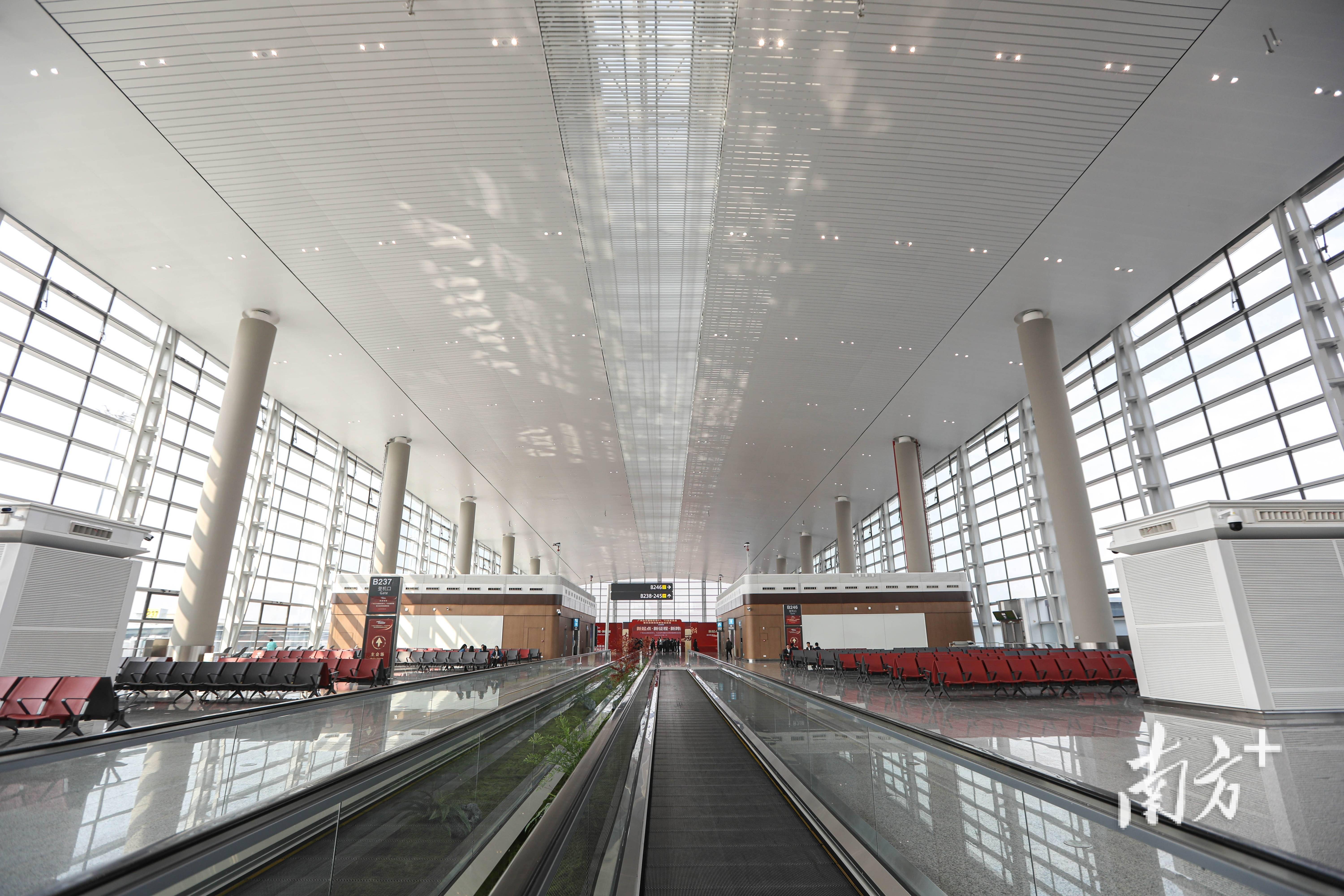 t1,t2成功牵手!广州白云机场成世界最大单体航站楼